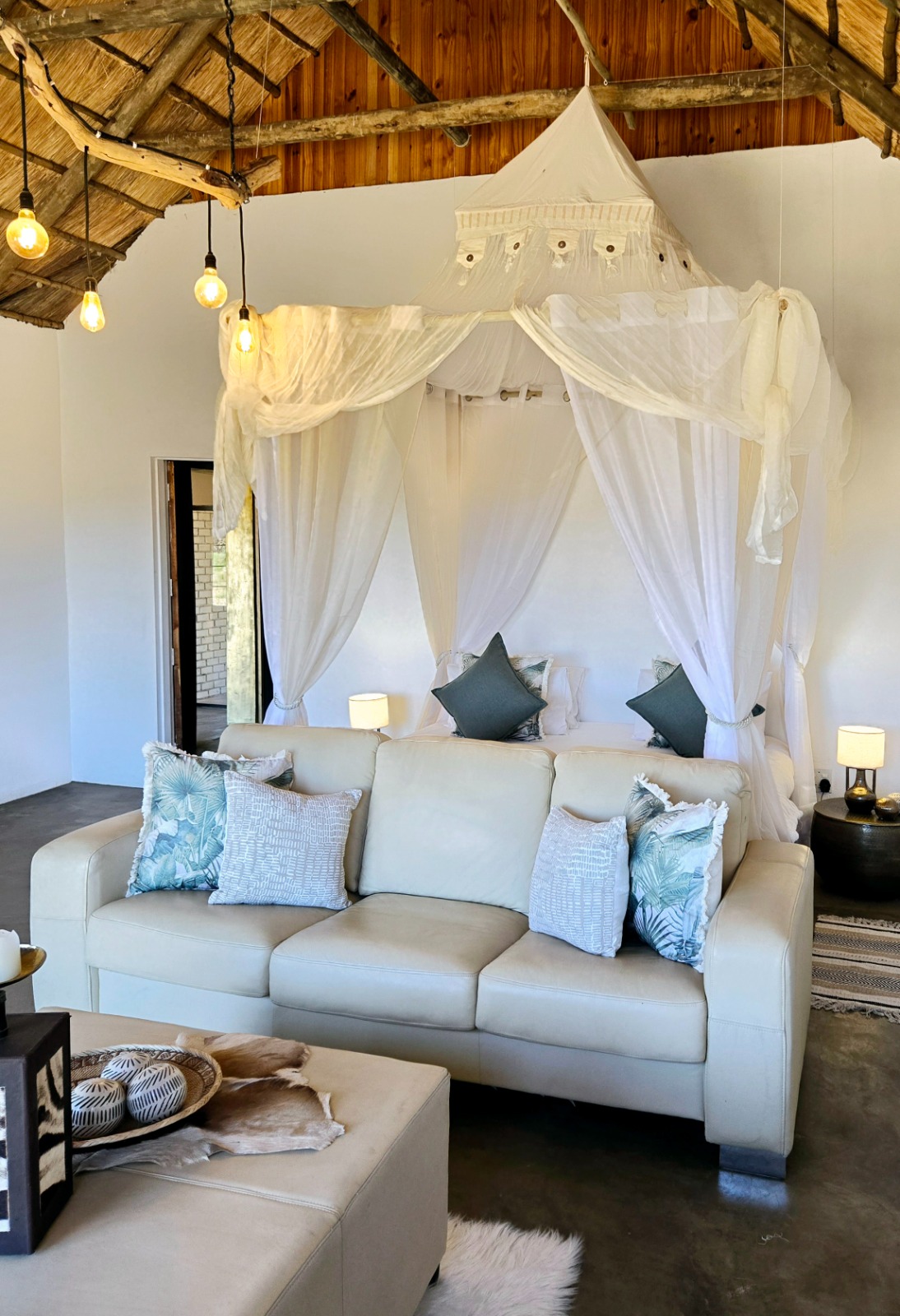 Kalahari Lodge