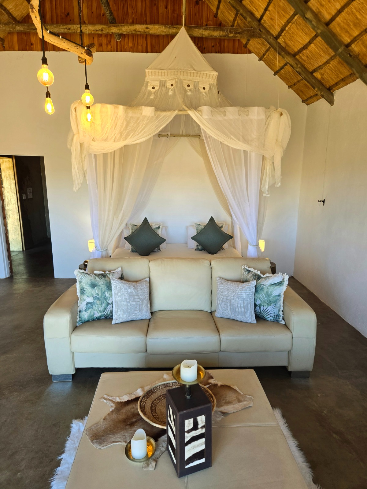Kalahari Lodge